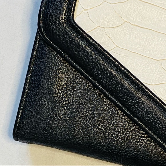 Steve Madden wristlet wallet blk tassel organizer - Picture 10 of 16